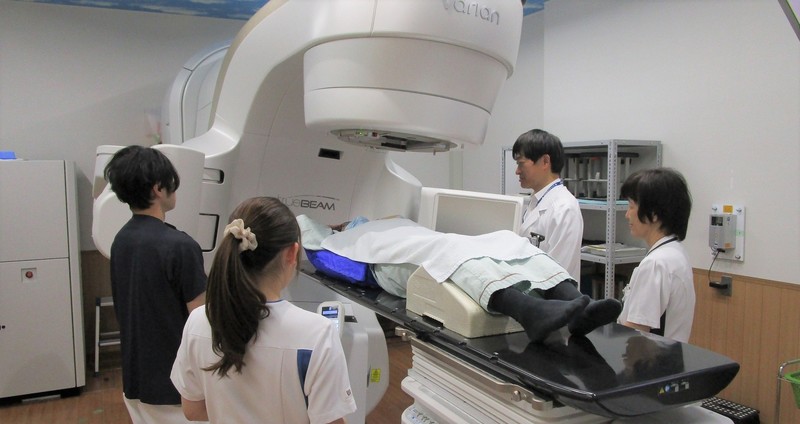 放射線治療装置写真3.jpg